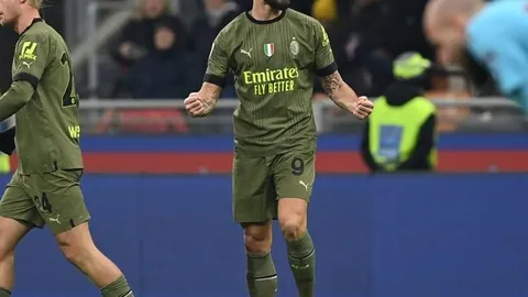 耐克电竞鞋款首发，王者荣耀时尚潮